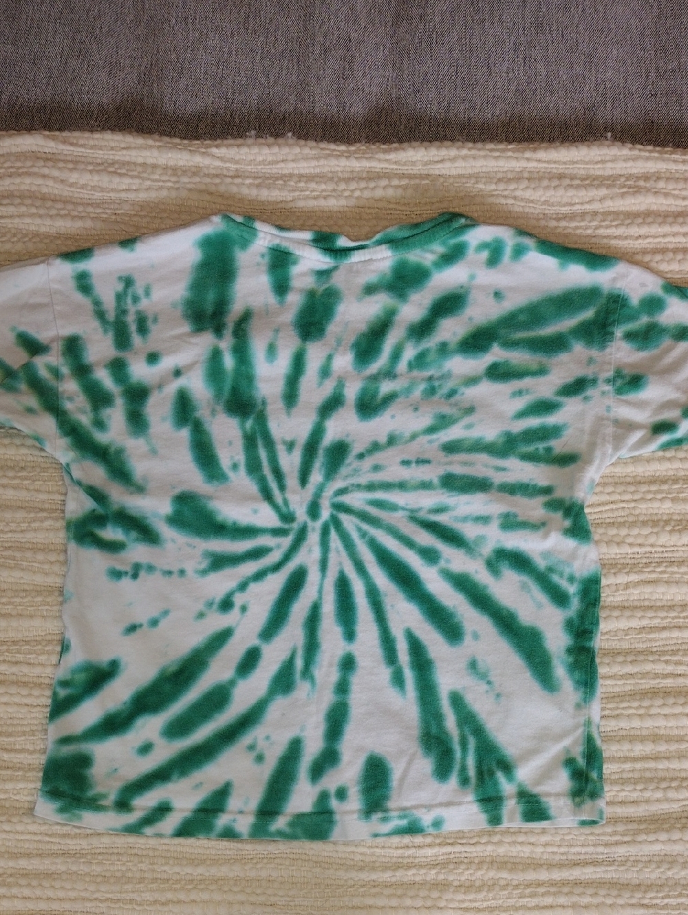 Kids Disney Green Tie-Dye Lion King Pocket Tee - Animal Kingdom Lodge - Picture 4 of 4